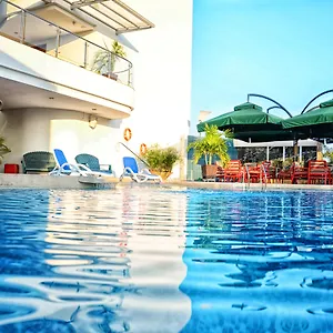 فندق Atrium Plaza